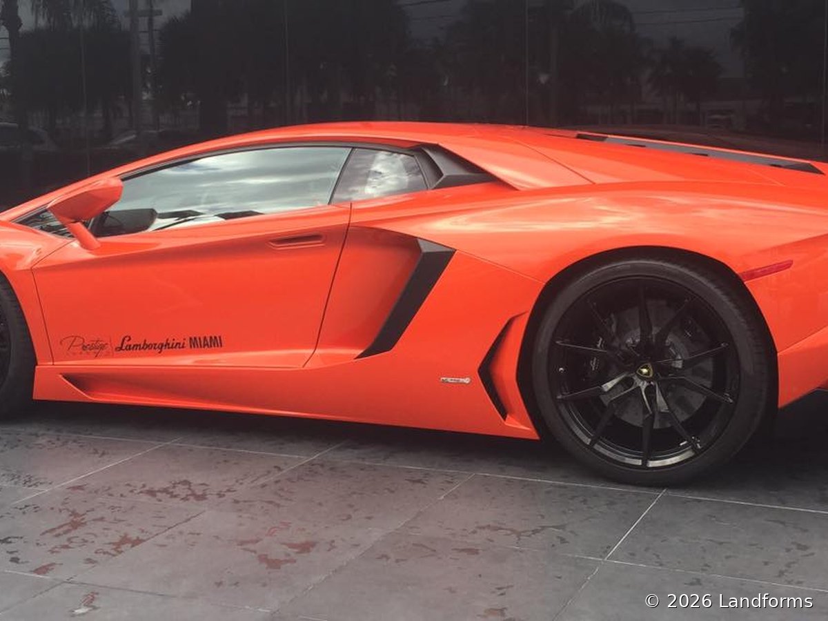 Lamborghini Aventador LP700-4 photographed by Darin Chamberlin at Lamborghini Miami